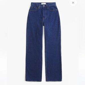 NWOT - Abercrombie Curve Love High Rise 90s Relaxed Jean - 32 TALL